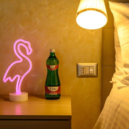 Апартаменты El Barrio In Bed Неаполь Экстерьер фото