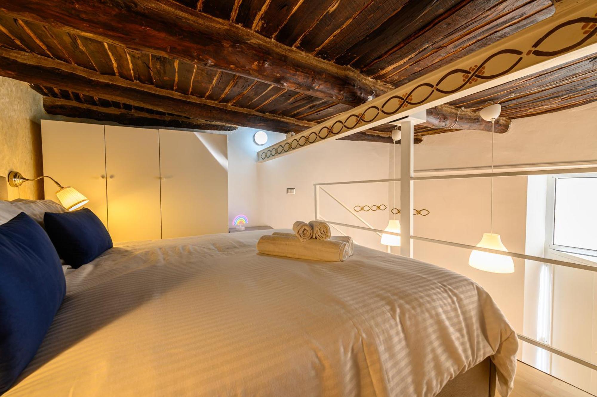Апартаменты El Barrio In Bed Неаполь Экстерьер фото