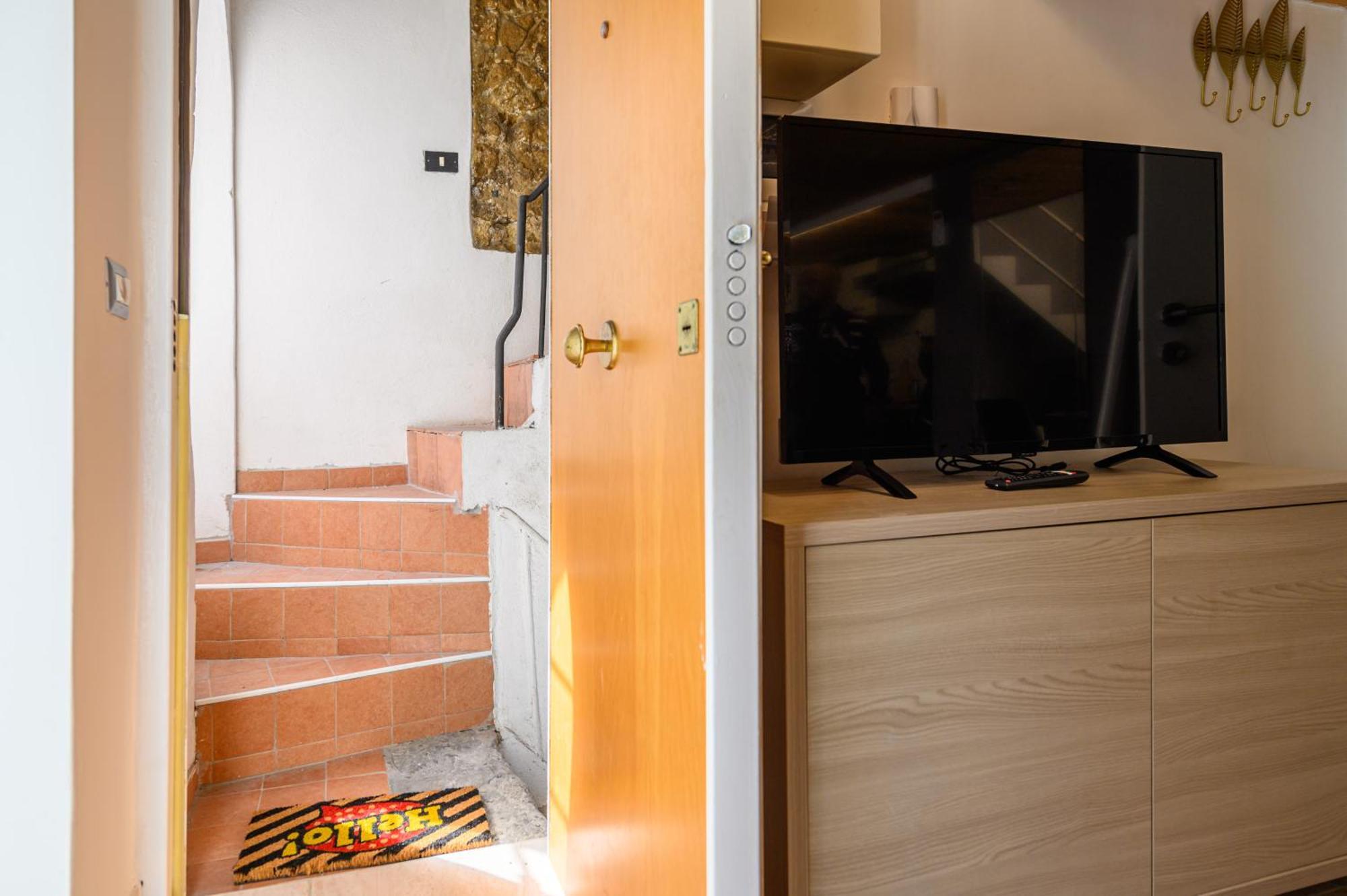 Апартаменты El Barrio In Bed Неаполь Экстерьер фото